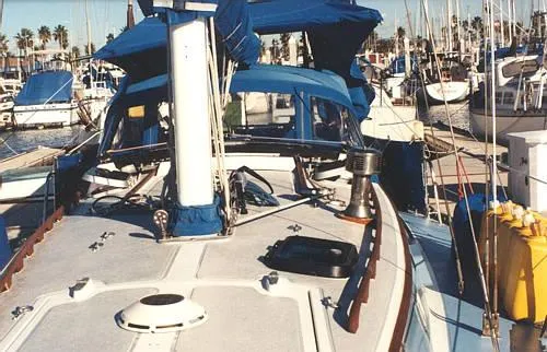 Slide: The Image of Islander Sloop 1976 - 1