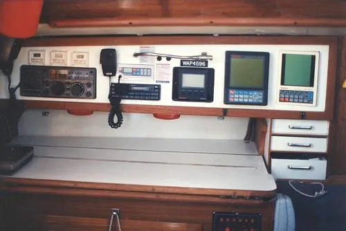 Slide: The Image of Islander Sloop 1976 - 2