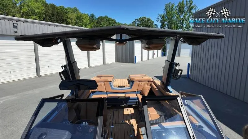 Slide: The Image of Nautique G25 2025 - 38