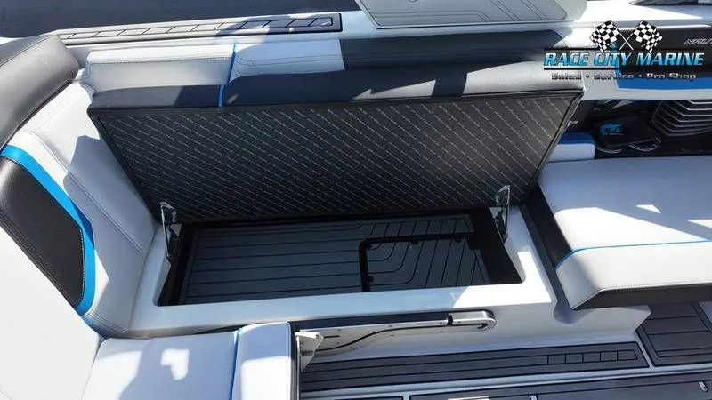 Slide: The Image of Nautique G23 2018 - 17