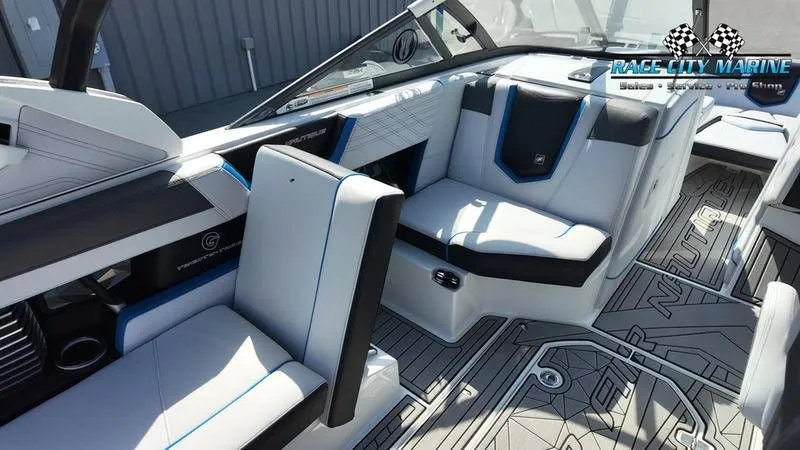 Slide: The Image of Nautique G23 2018 - 30