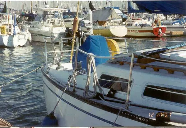 Slide: The Image of Catalina Sloop 1981 - 3