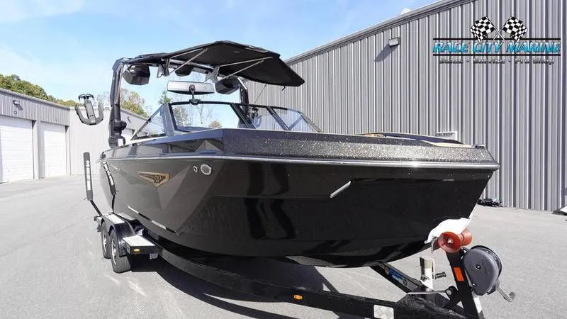 Slide: The Image of Nautique Super Air Nautique S23 2025 - 4