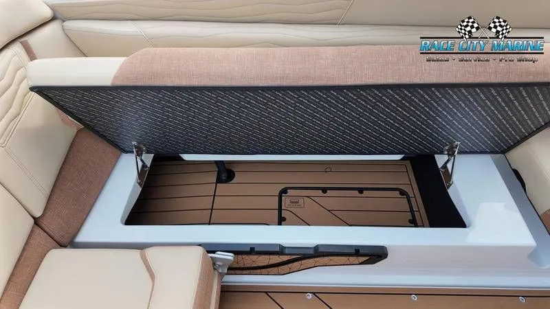 Slide: The Image of Nautique G25 2025 - 31