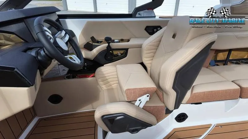 Slide: The Image of Nautique G25 2025 - 43