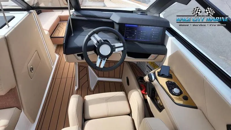 Slide: The Image of Nautique G25 2025 - 44