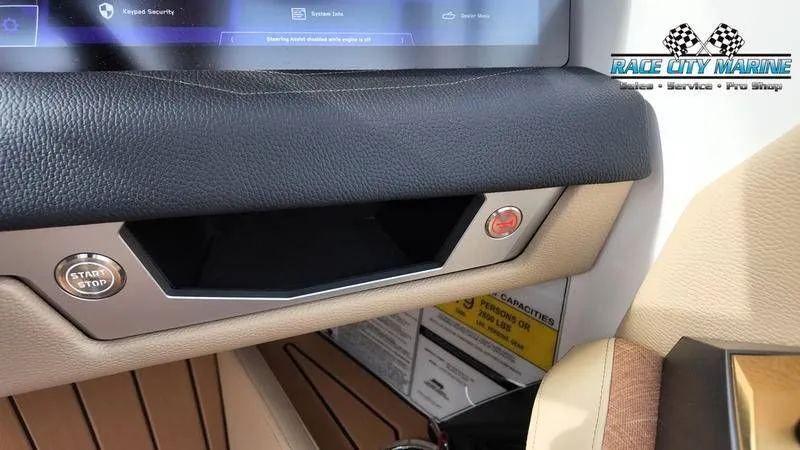 Slide: The Image of Nautique G25 2025 - 49