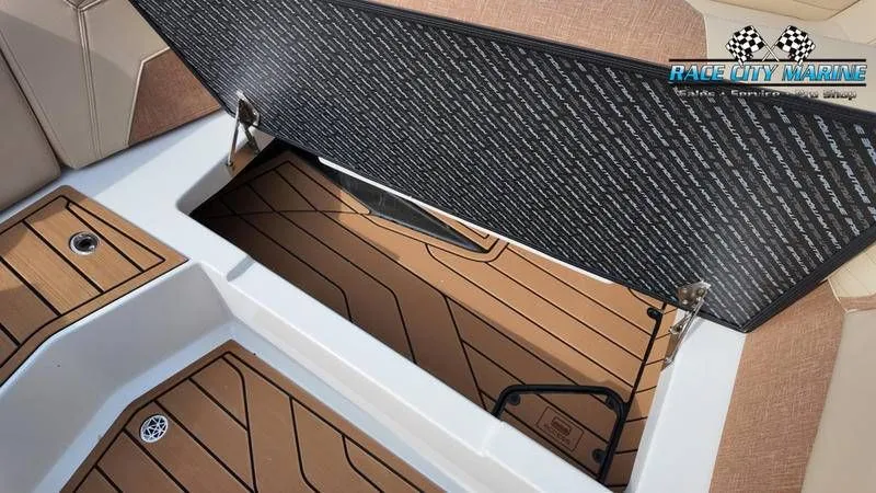 Slide: The Image of Nautique G25 2025 - 53