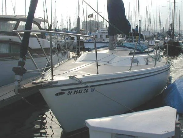 Slide: The Image of Catalina Tall Rig 1978 - 0
