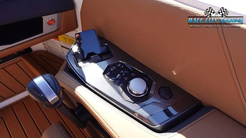 Slide: The Image of Nautique G23 2025 - 35