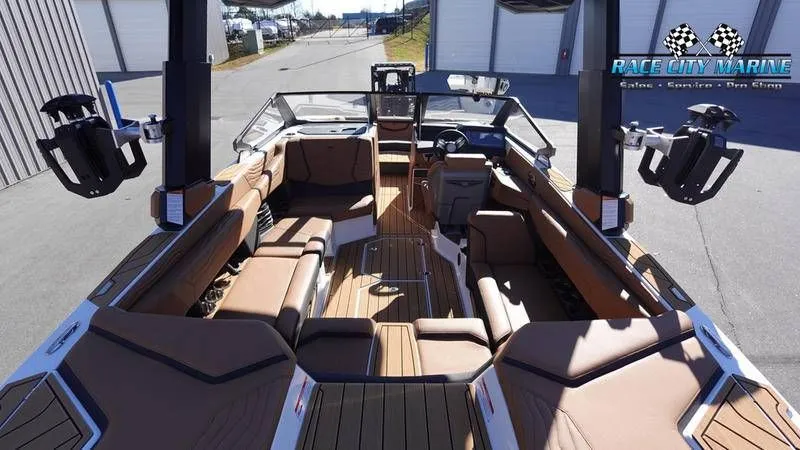 Slide: The Image of Nautique G23 2025 - 56