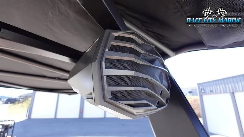 Slide: The Image of Nautique G23 2025 - 9