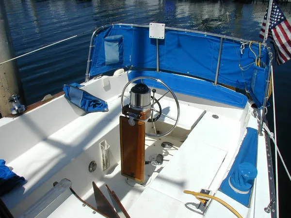 Slide: The Image of Newport Sloop 1975 - 4