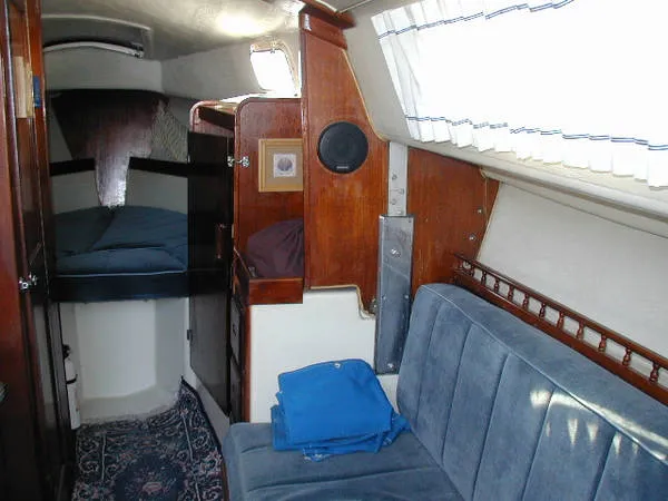 Slide: The Image of Newport Sloop 1975 - 5