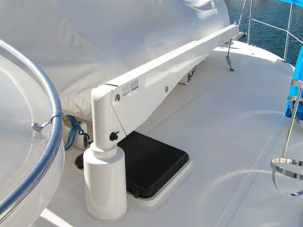 Slide: The Image of Symbol Cockpit Motoryacht 1987 - 9