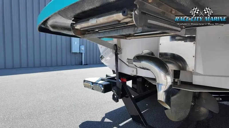 Slide: The Image of Nautique Super Air Nautique G21 2015 - 18