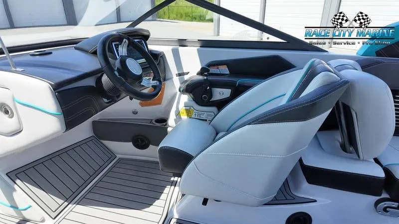 Slide: The Image of Nautique Super Air Nautique G21 2015 - 39