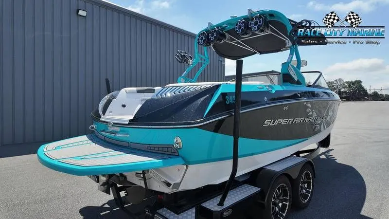 Slide: The Image of Nautique Super Air Nautique G21 2015 - 5