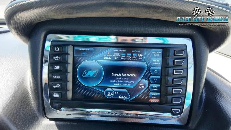 Slide: The Image of Nautique Super Air Nautique G21 2015 - 9