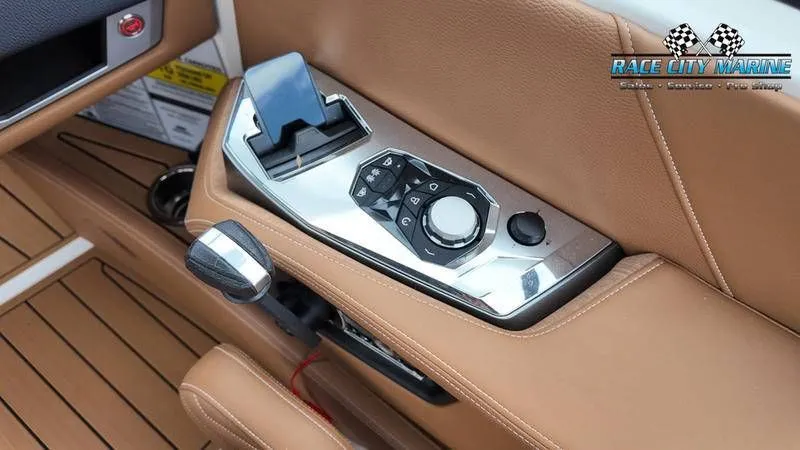 Slide: The Image of Nautique G23 2025 - 40