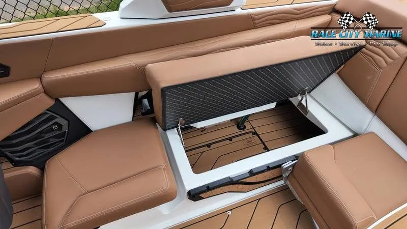 Slide: The Image of Nautique G23 2025 - 48