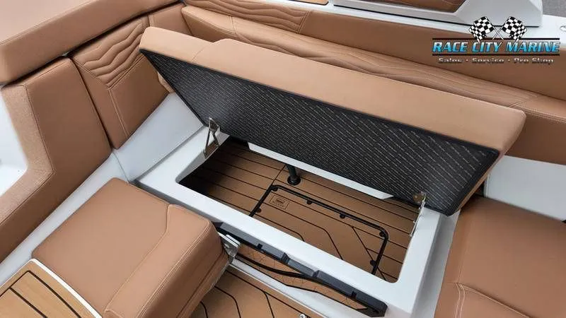 Slide: The Image of Nautique G23 2025 - 9