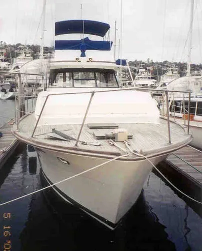 Slide: The Image of Trojan Double Cabin MY 1975 - 5