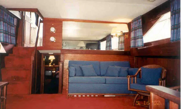 Slide: The Image of Trojan Double Cabin MY 1975 - 7