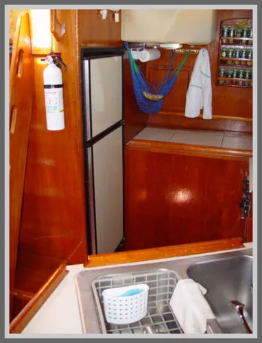 Slide: The Image of Endeavour Center Cockpit Ketch 1979 - 8
