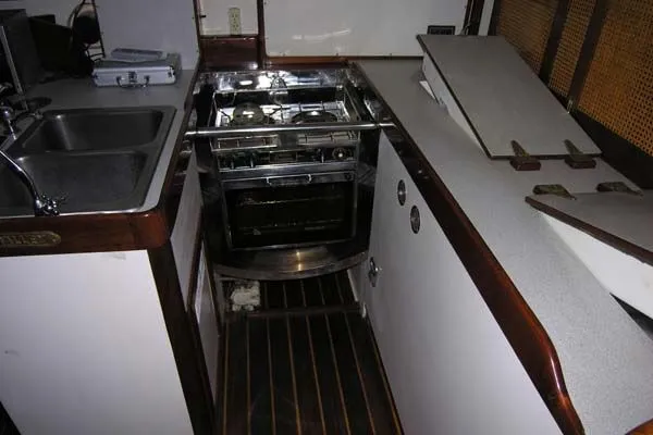 Slide: The Image of Custom Center Cockpit PH Cutter 1994 - 10