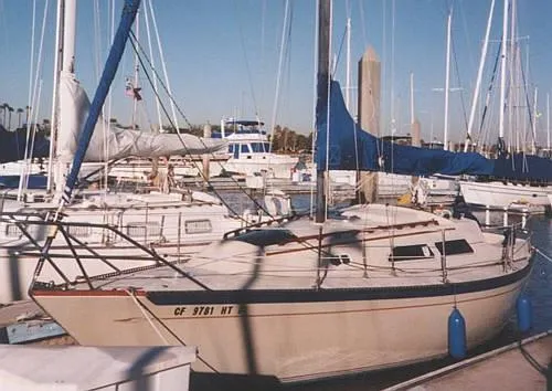 Slide: The Image of Islander Sloop 1977 - 0