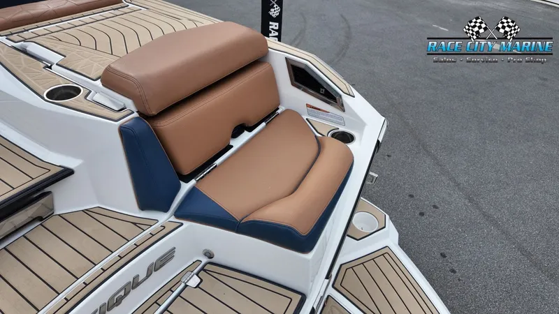 Slide: The Image of Nautique Super Air Nautique G23 Paragon 2020 - 32