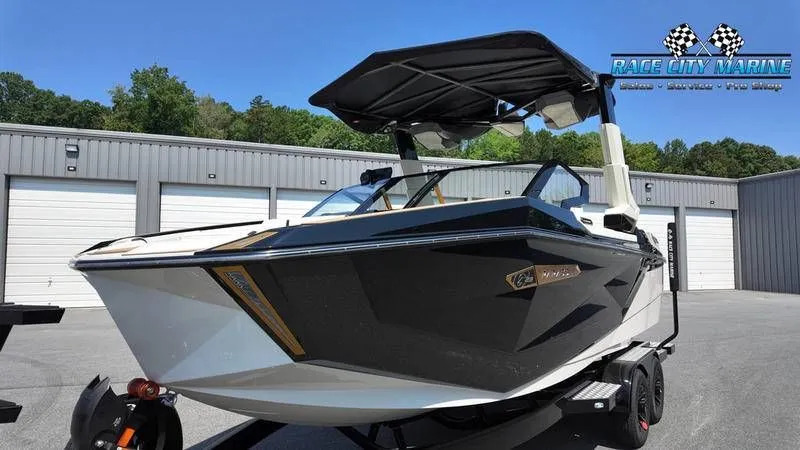 Slide: The Image of Nautique Super Air Nautique G23 Paragon 2025 - 3
