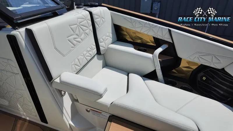 Slide: The Image of Nautique Super Air Nautique G23 Paragon 2025 - 30