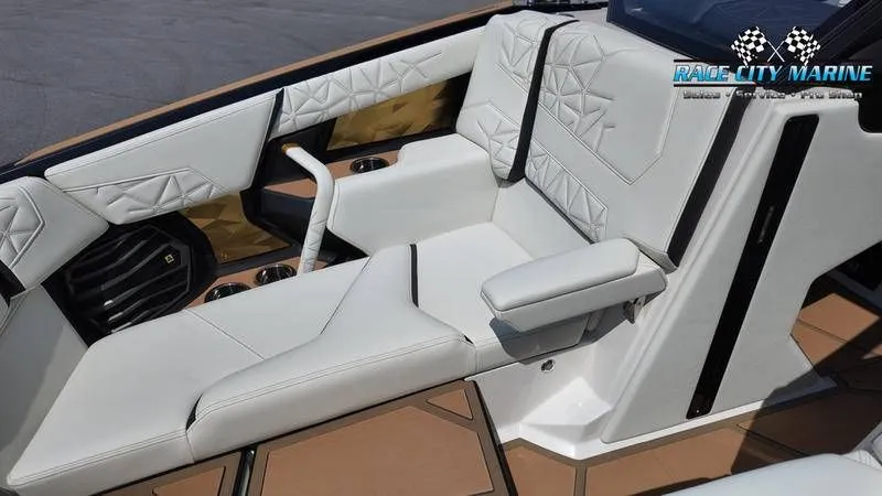 Slide: The Image of Nautique Super Air Nautique G23 Paragon 2025 - 9