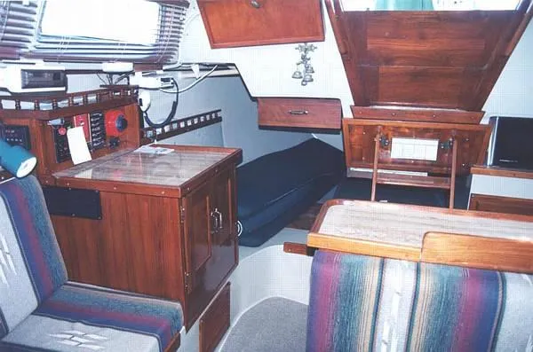 Slide: The Image of Catalina Sloop 1979 - 4