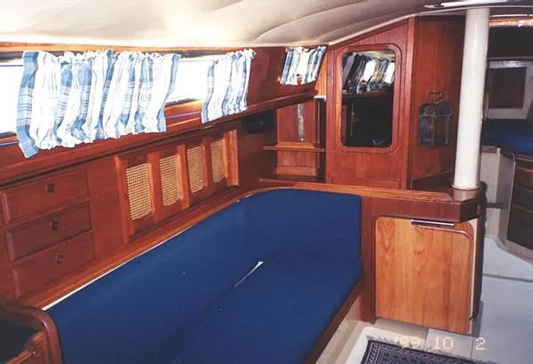 Slide: The Image of Islander Sloop 1977 - 1