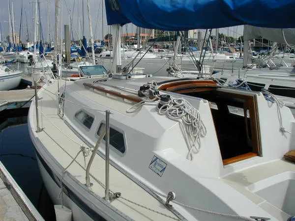 Slide: The Image of Ericson Sloop 1987 - 3