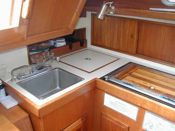 Slide: The Image of Ericson Sloop 1987 - 5