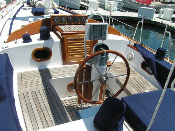 Slide: The Image of Peterson Kelly Peterson Center Cockpit 1977 - 5