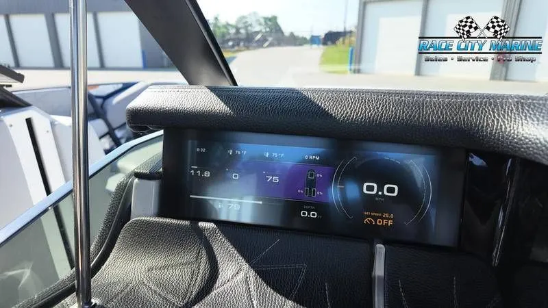 Slide: The Image of Nautique Paragon 25 2021 - 35