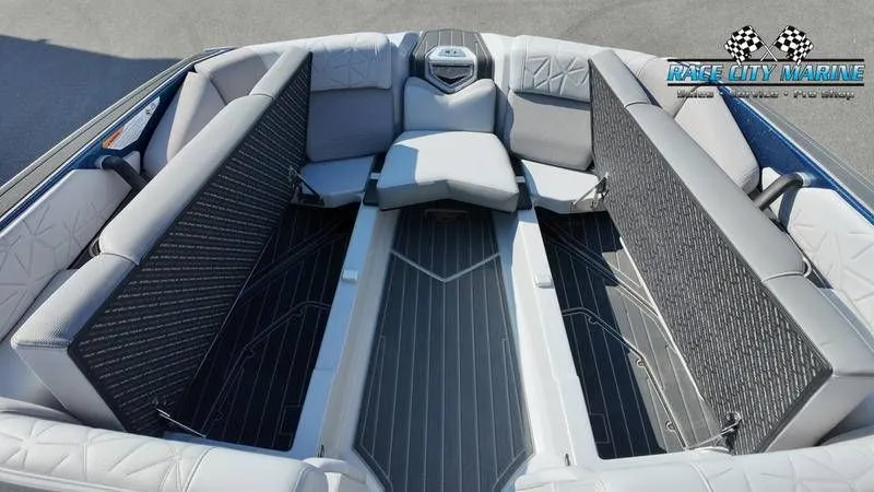 Slide: The Image of Nautique Paragon 25 2021 - 46