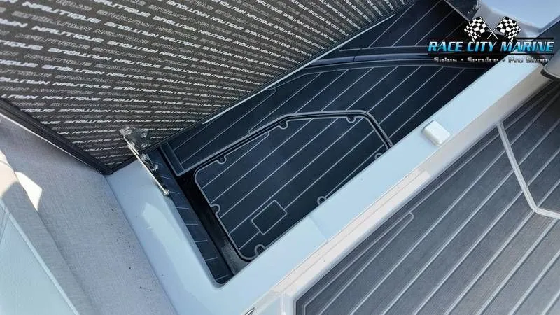 Slide: The Image of Nautique Paragon 25 2021 - 54