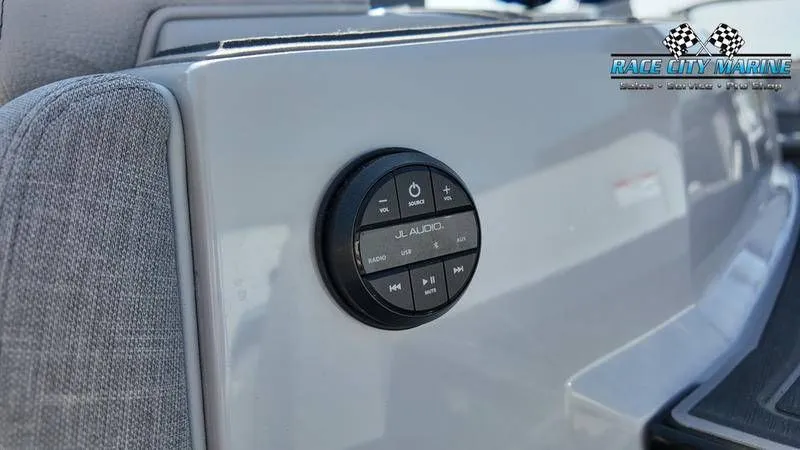 Slide: The Image of Nautique Paragon 25 2021 - 57