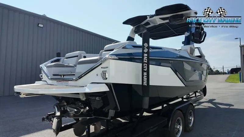 Slide: The Image of Nautique Paragon 25 2021 - 6
