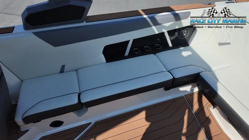 Slide: The Image of Nautique GS24 2026 - 20