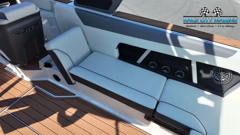 Slide: The Image of Nautique GS24 2026 - 23