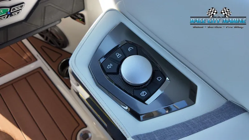 Slide: The Image of Nautique GS24 2026 - 31