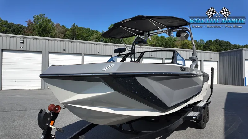 Slide: The Image of Nautique GS24 2026 - 6