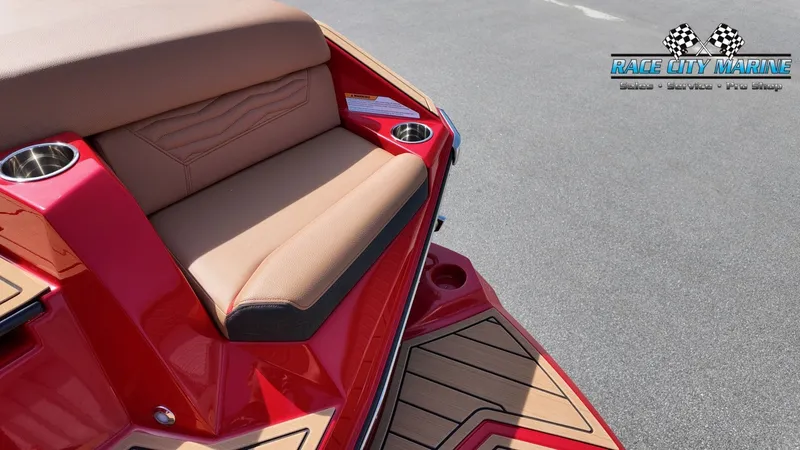 Slide: The Image of Nautique G25 2026 - 25